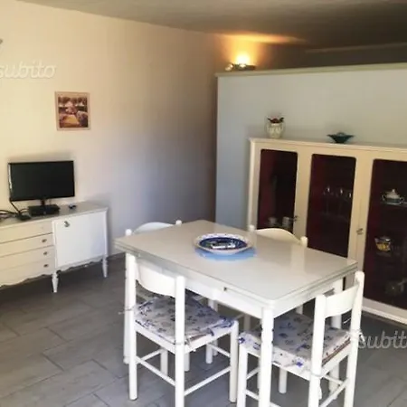 Casa Indipendente * 올비아